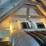 La Perle Du Fierain Lodge *